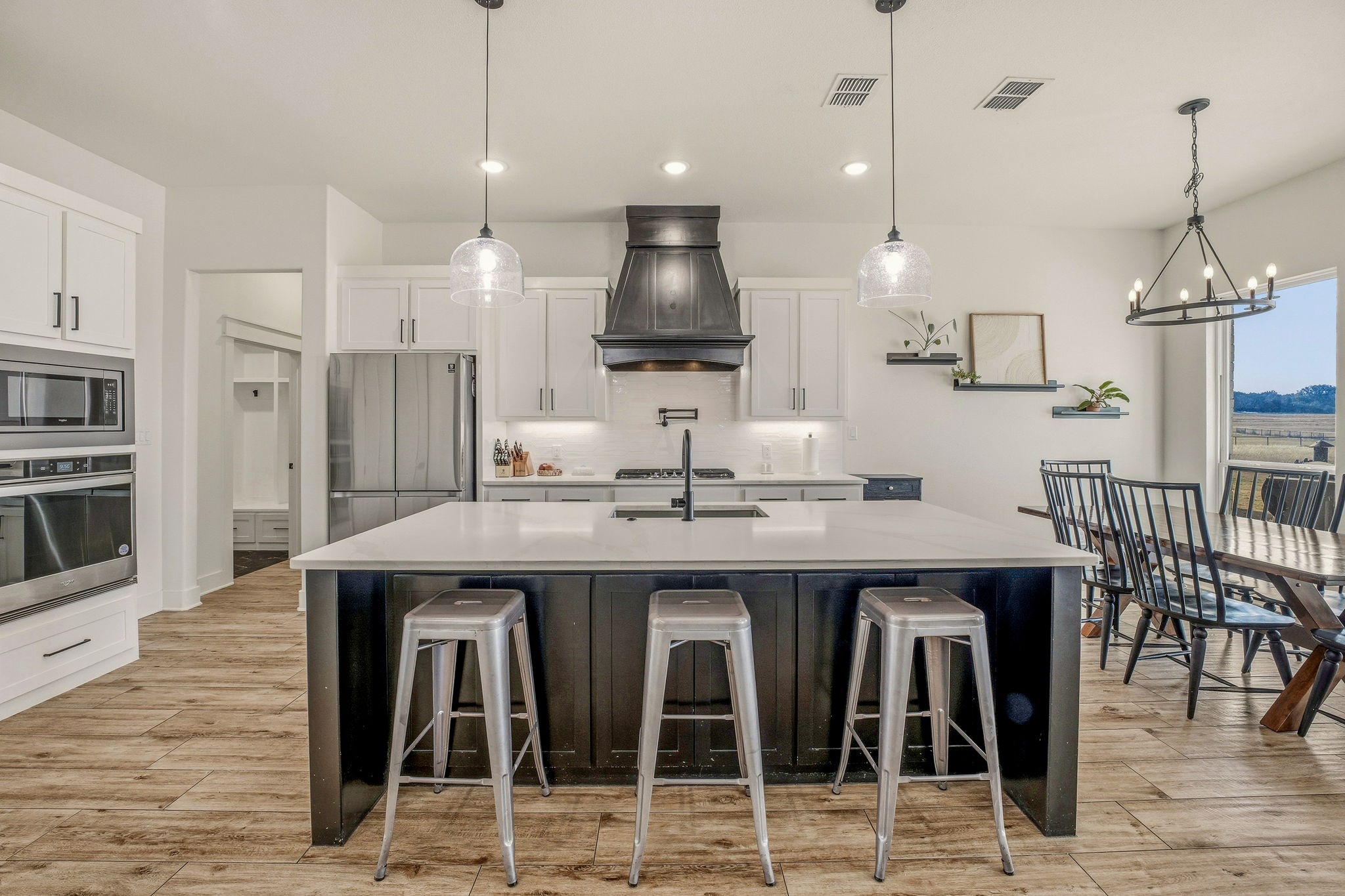 435 Creekside Court Weatherford TX 76087