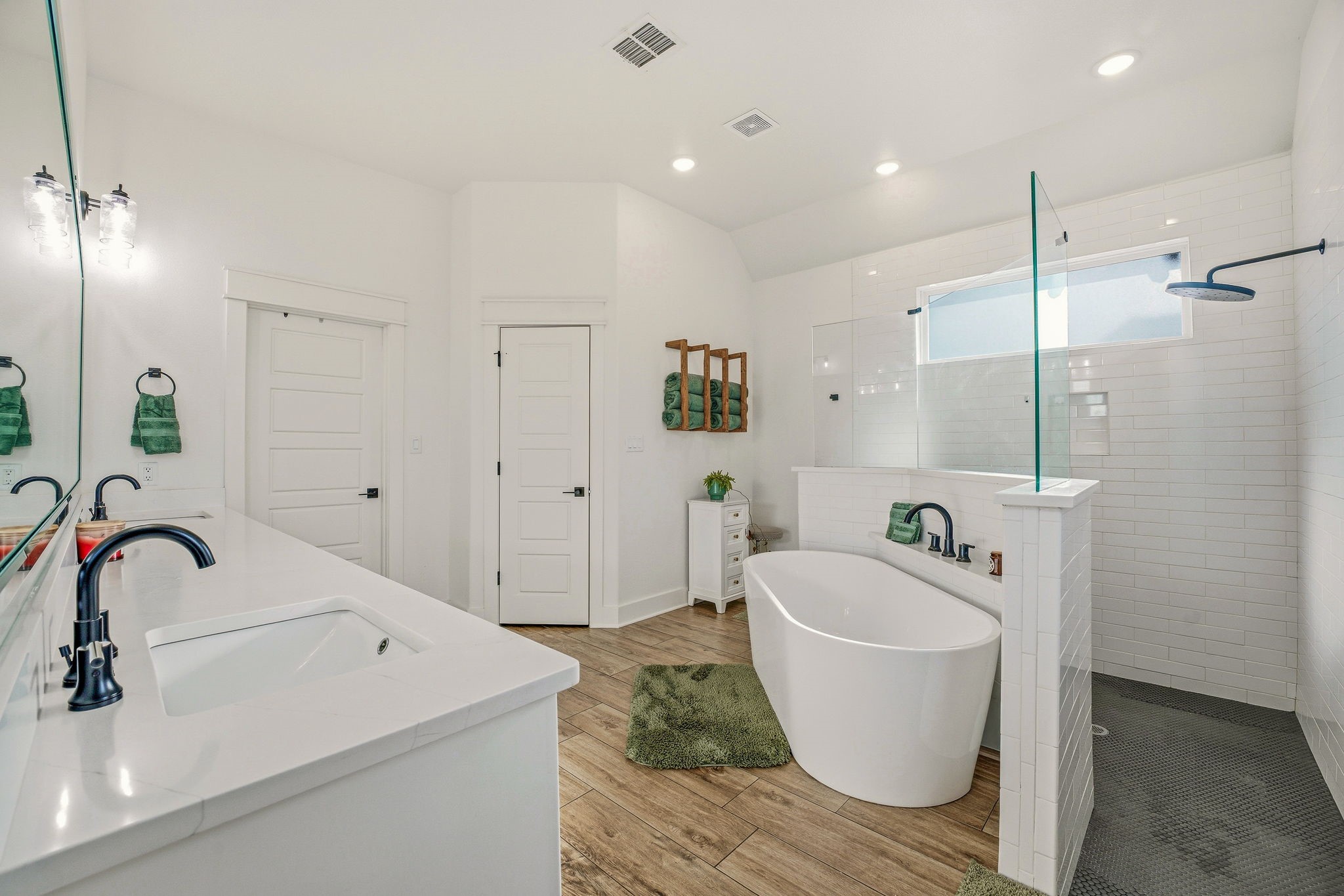 435 Creekside Court Weatherford TX 76087