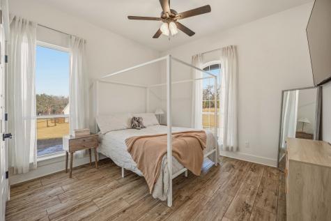 435 Creekside Court Weatherford TX 76087