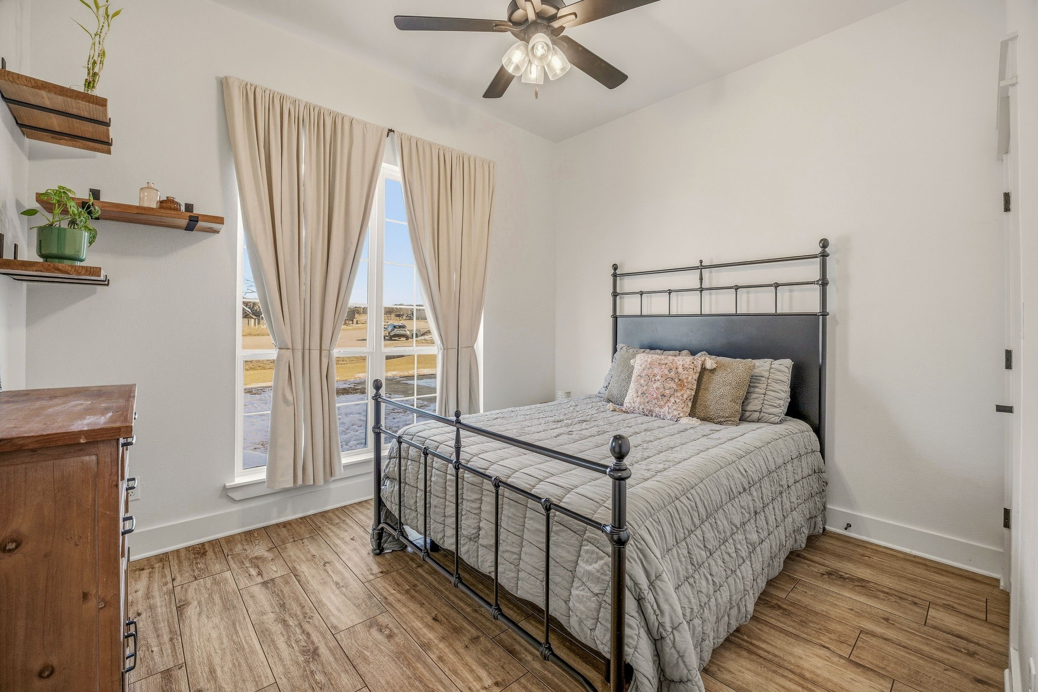 435 Creekside Court Weatherford TX 76087