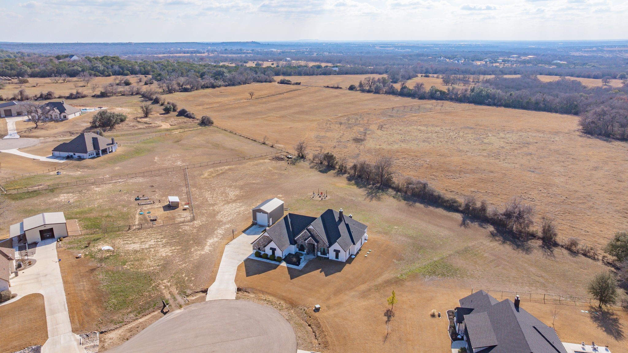 435 Creekside Court Weatherford TX 76087