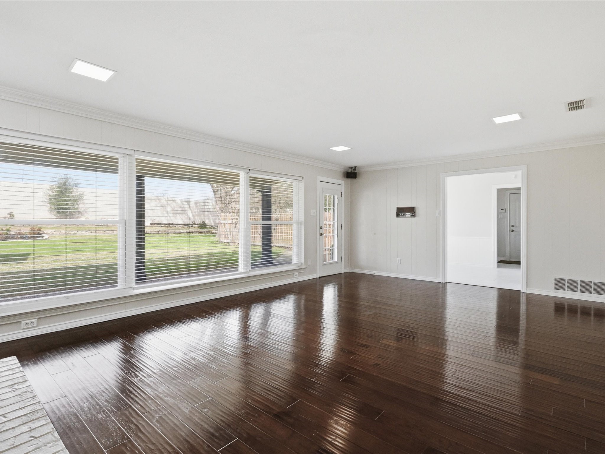 4300 Winding Way Benbrook TX 76126