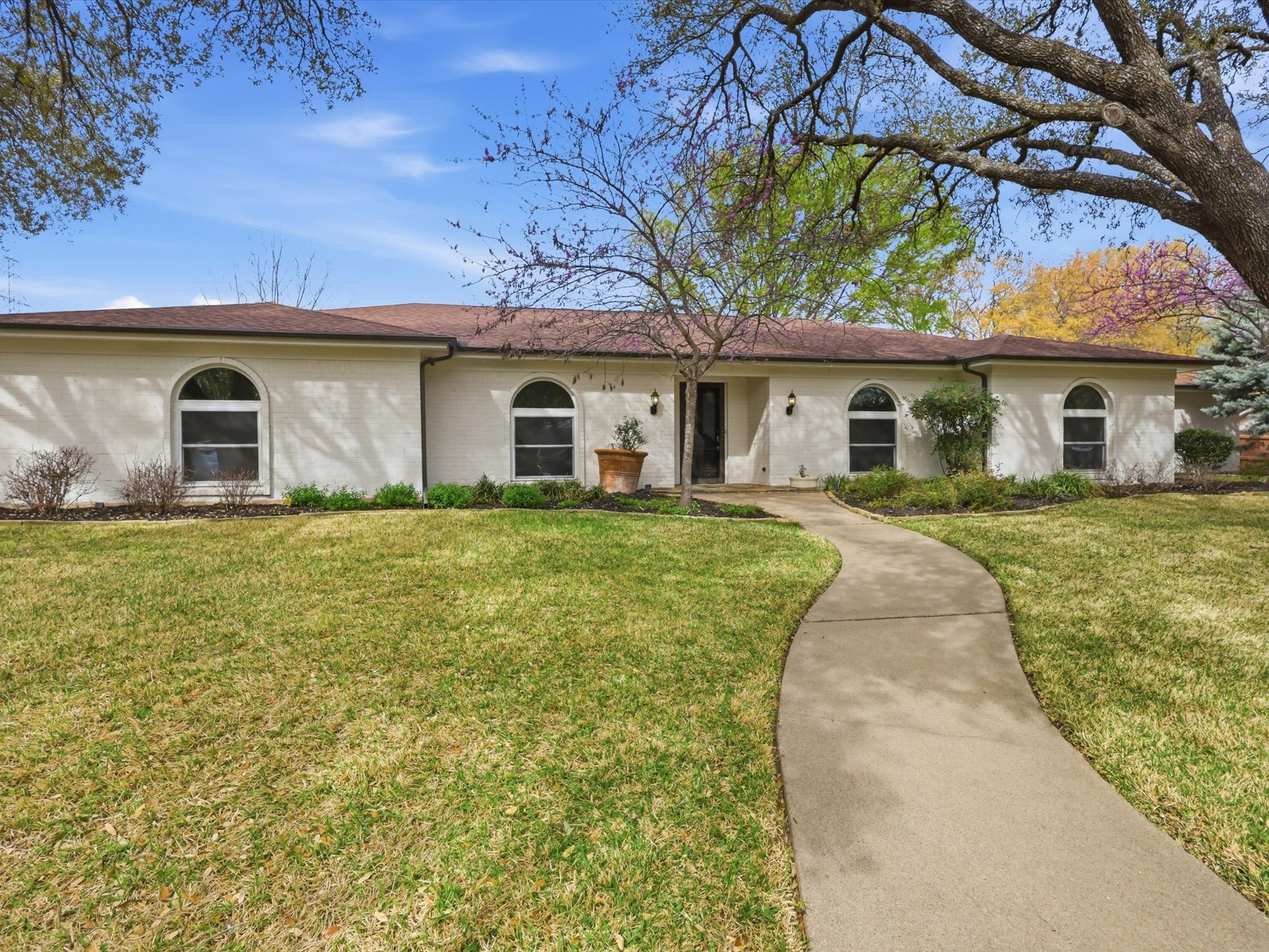 4300 Winding Way Benbrook TX 76126