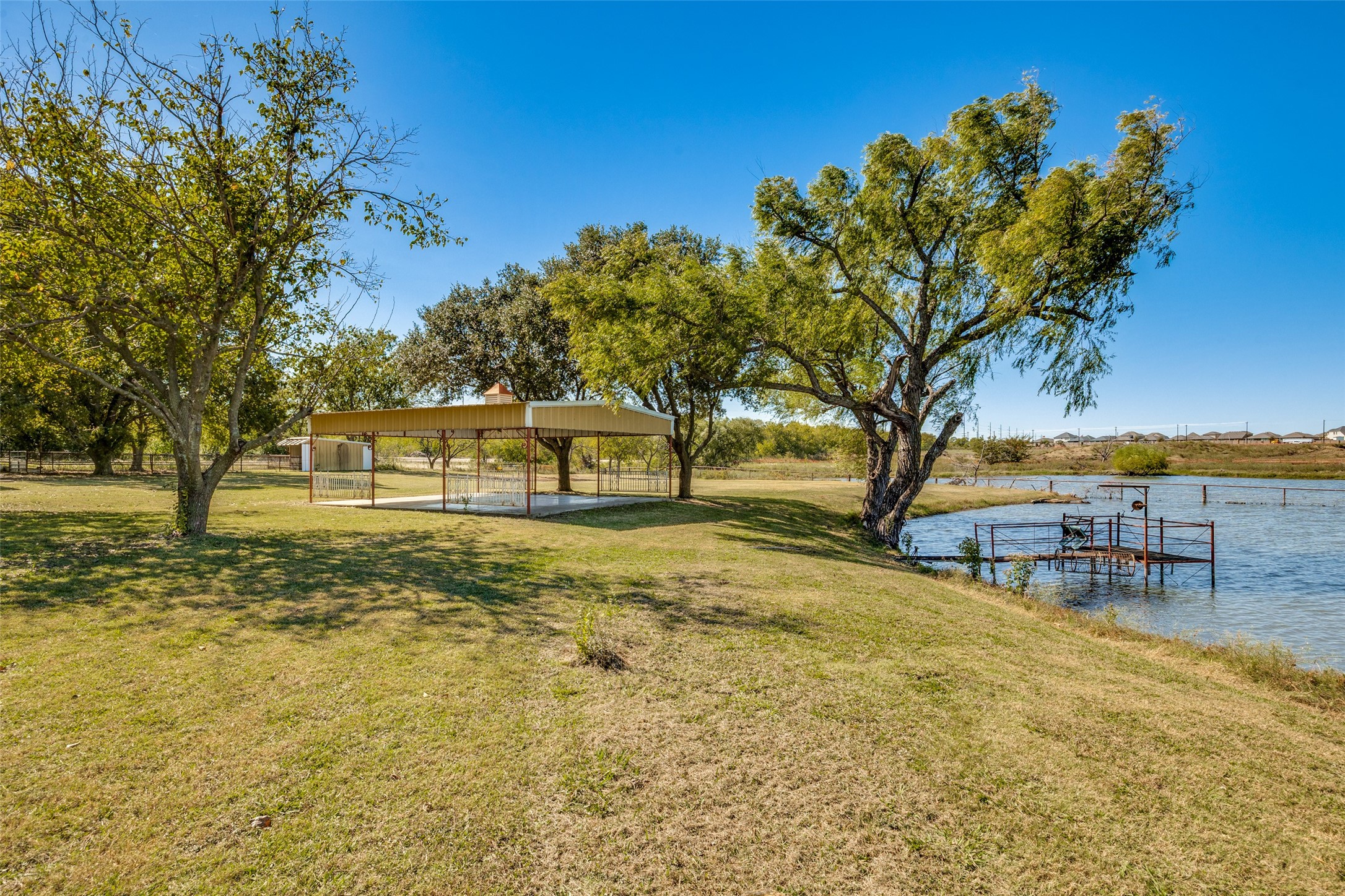 5547 Woodland Hills Drive Denton TX 76208