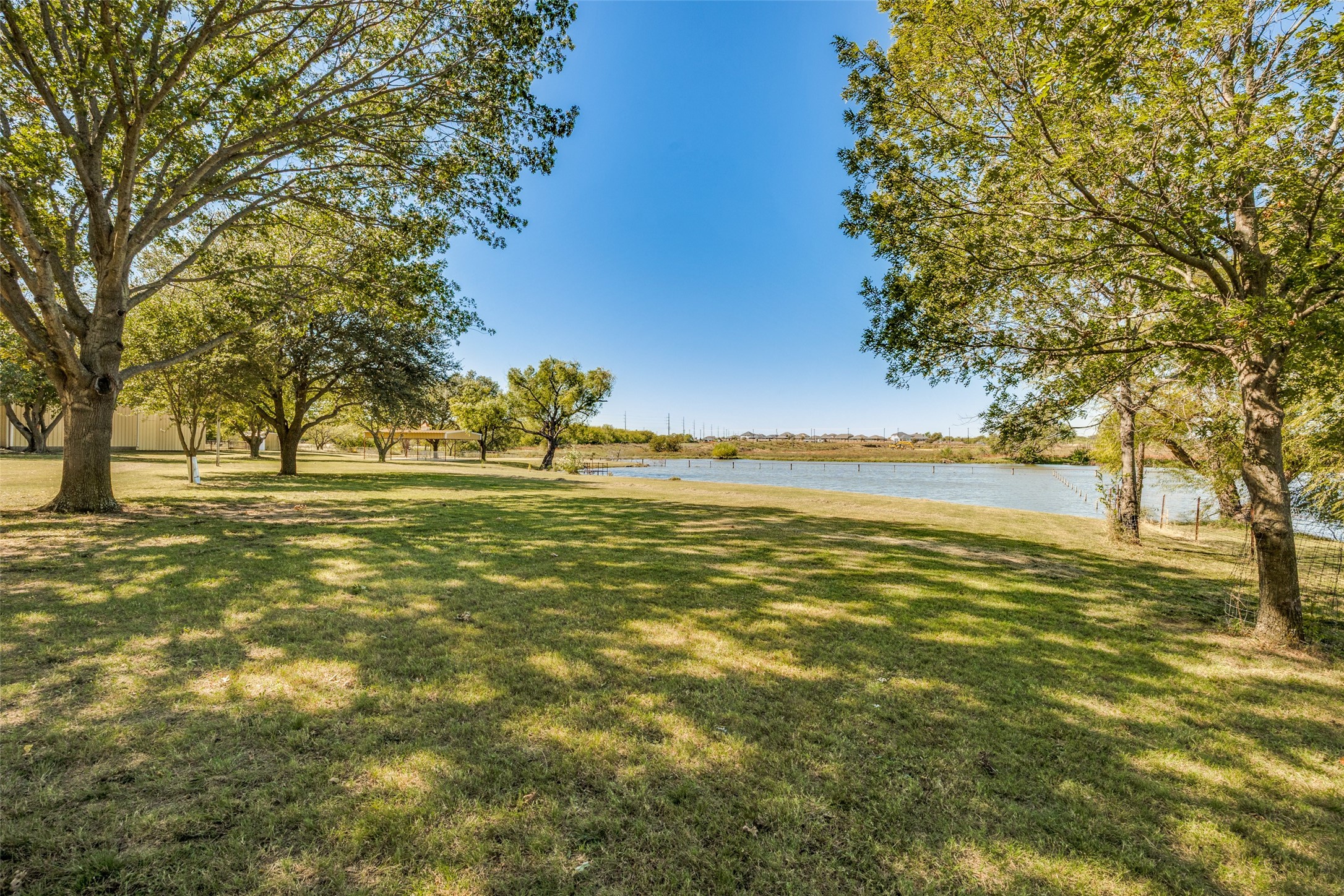 5547 Woodland Hills Drive Denton TX 76208