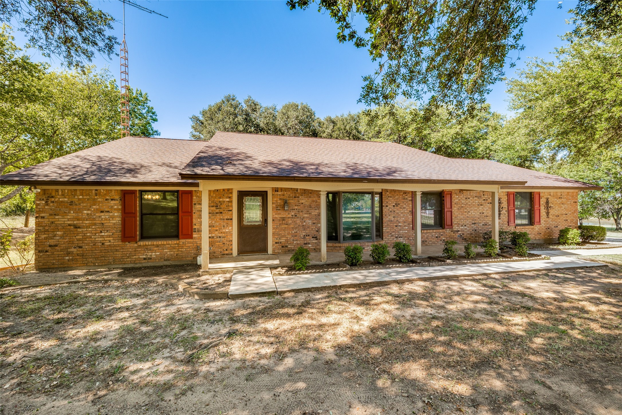 5547 Woodland Hills Drive Denton TX 76208