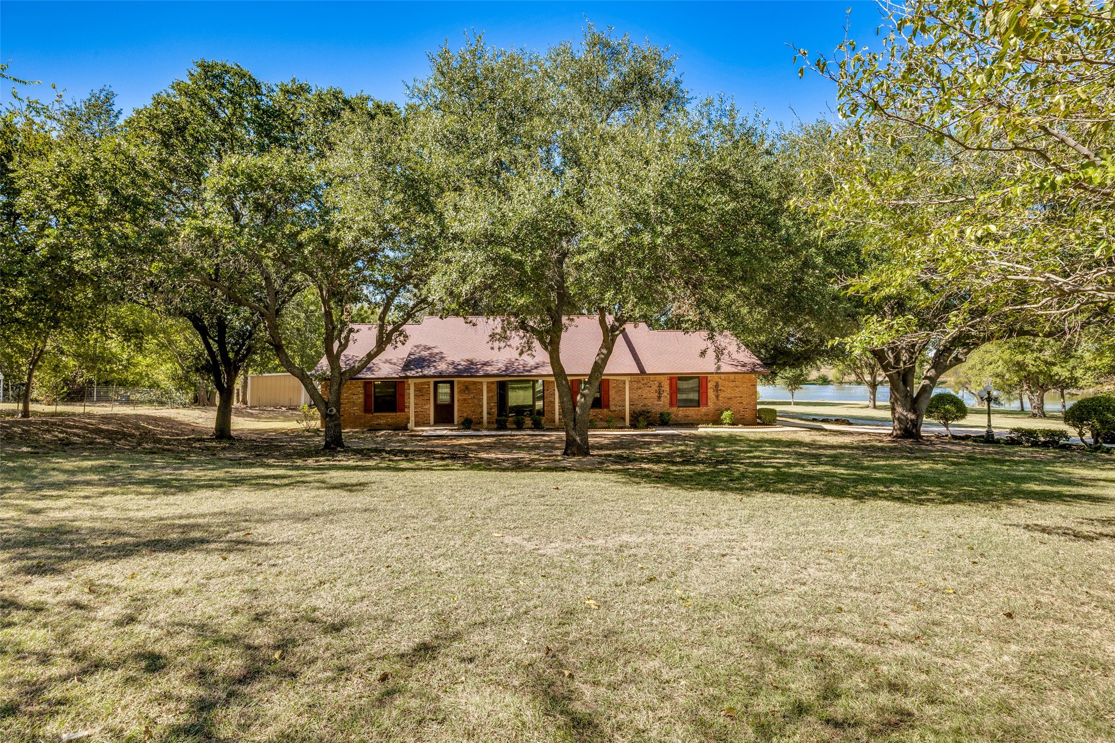 5547 Woodland Hills Drive Denton TX 76208