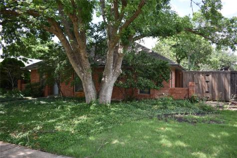 2025 Espinosa Drive Carrollton TX 75010