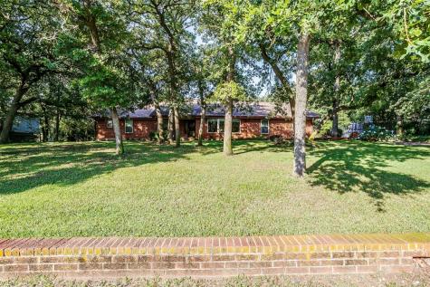 1019 Yvonne Drive Joshua TX 76058