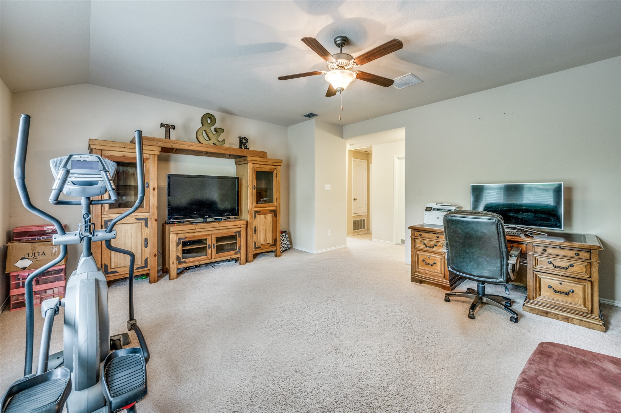 8924 Holliday Lane Aubrey TX 76227