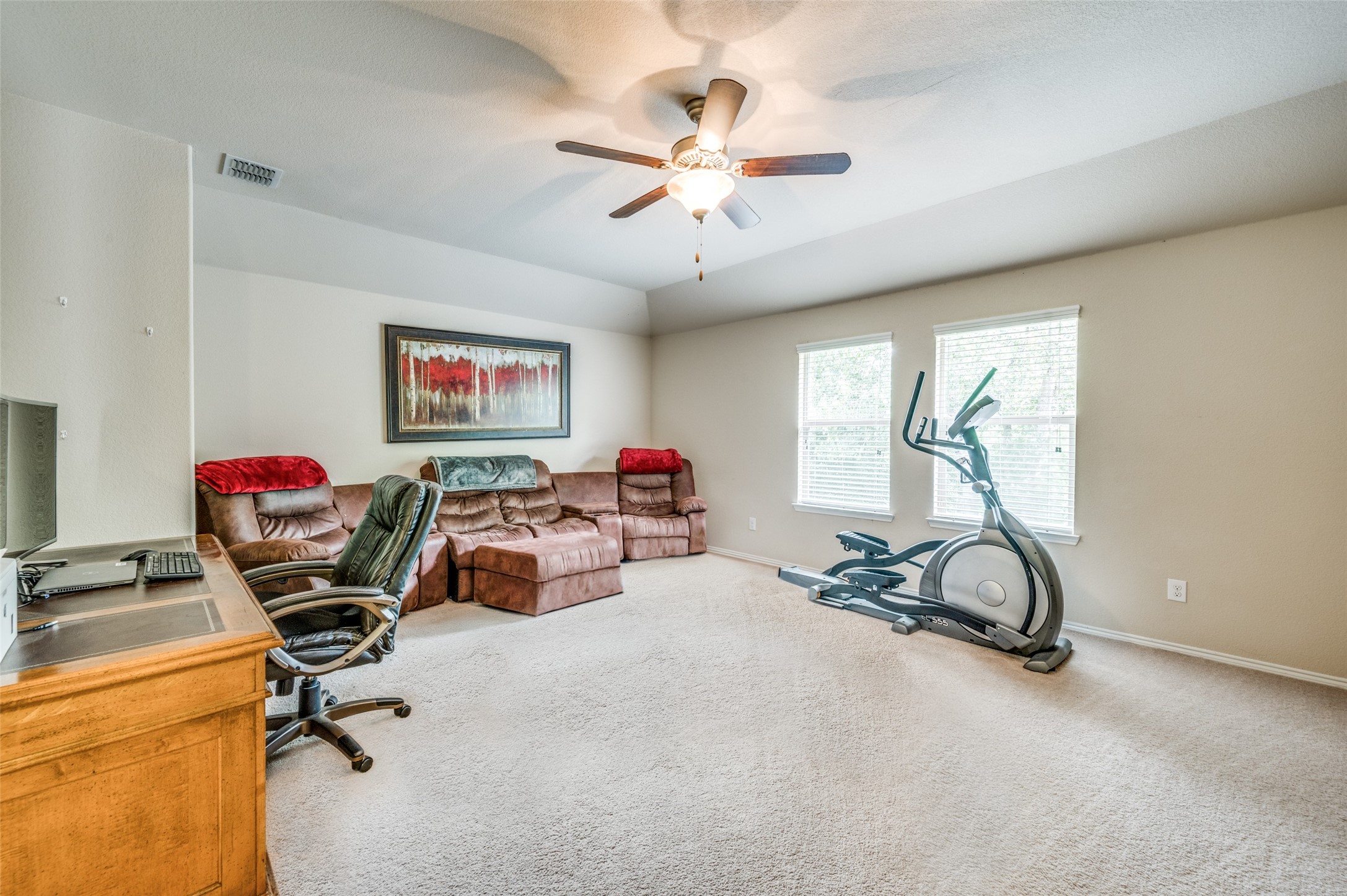 8924 Holliday Lane Aubrey TX 76227
