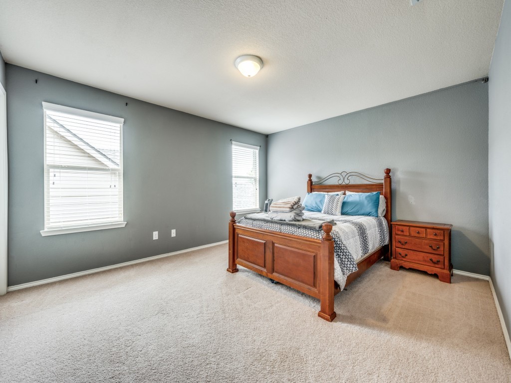 8924 Holliday Lane Aubrey TX 76227