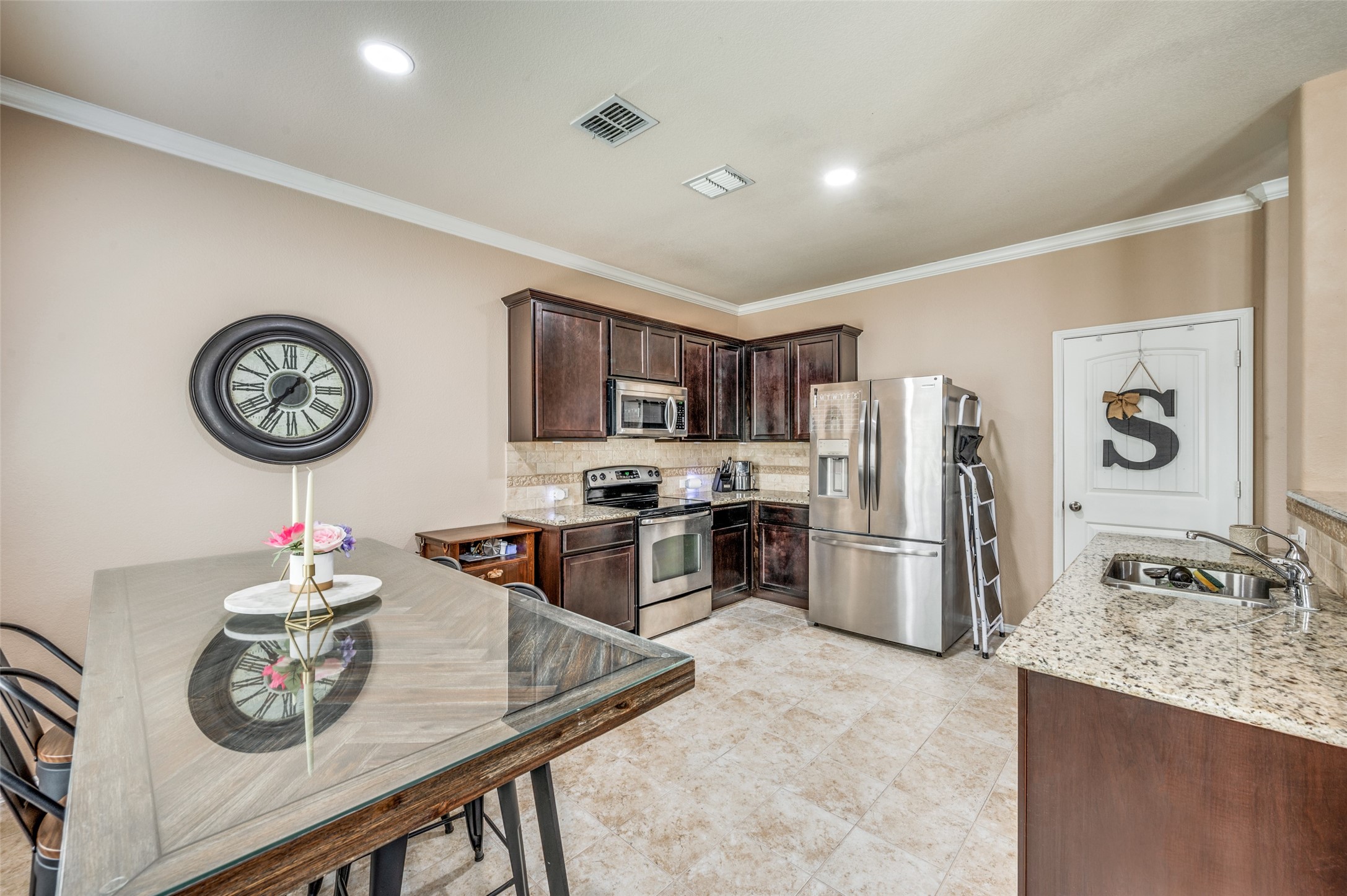8924 Holliday Lane Aubrey TX 76227