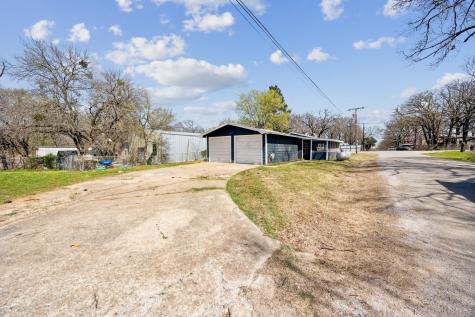229 Sherman Drive Pottsboro TX 75076