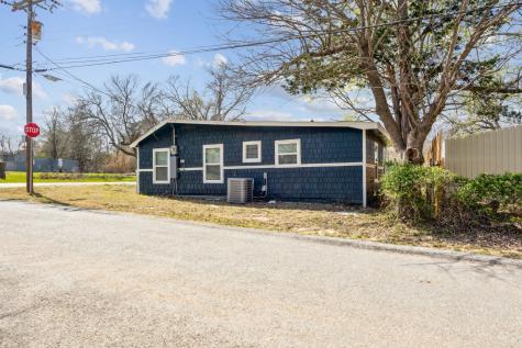 229 Sherman Drive Pottsboro TX 75076