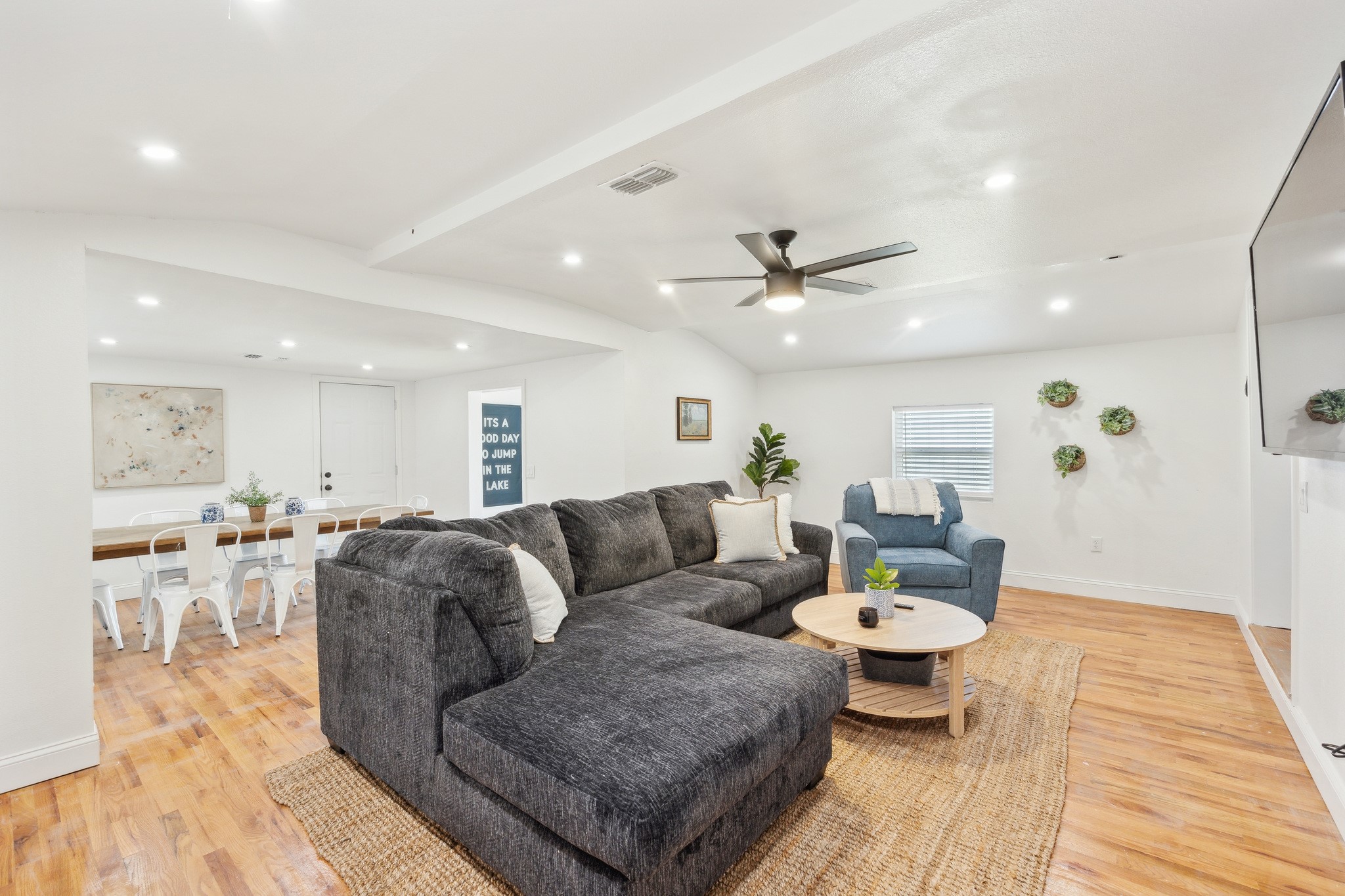 229 Sherman Drive Pottsboro TX 75076