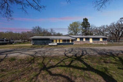 229 Sherman Drive Pottsboro TX 75076