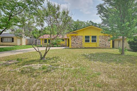 2806 Hollywood Drive Arlington TX 76013
