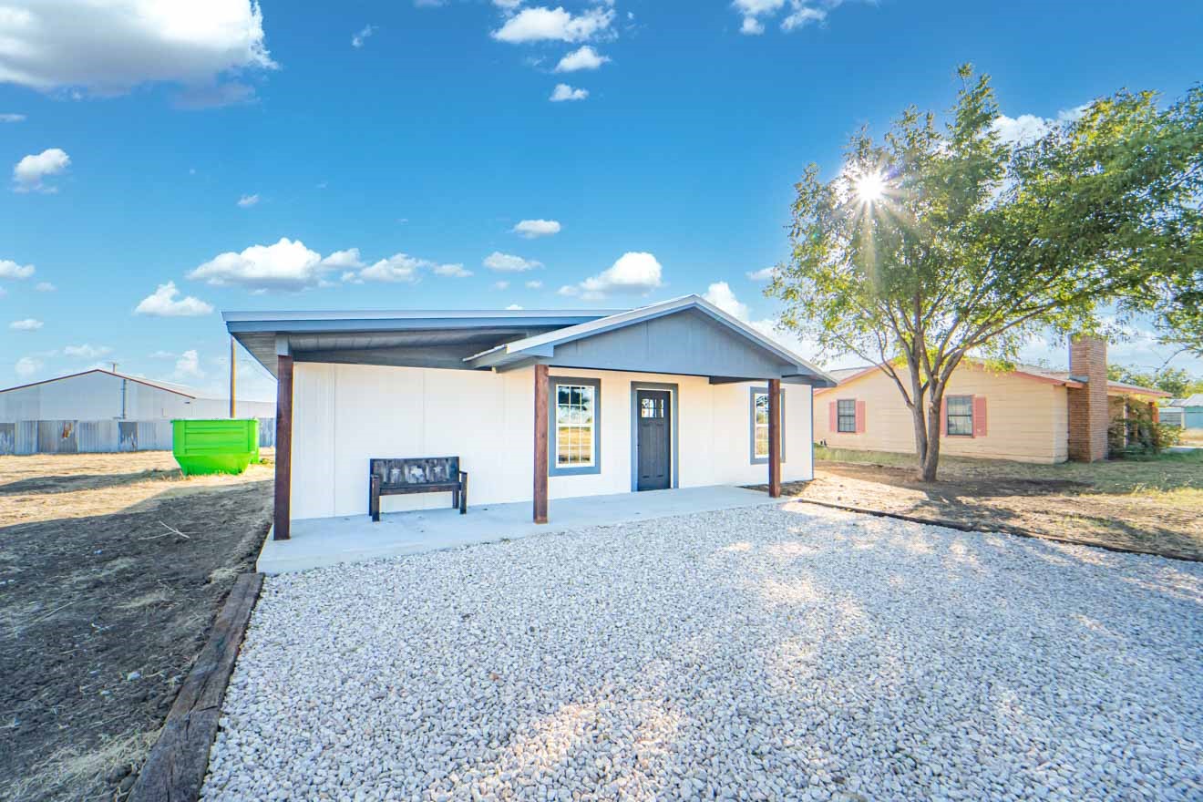 905 W Fifth Street Breckenridge TX 76424