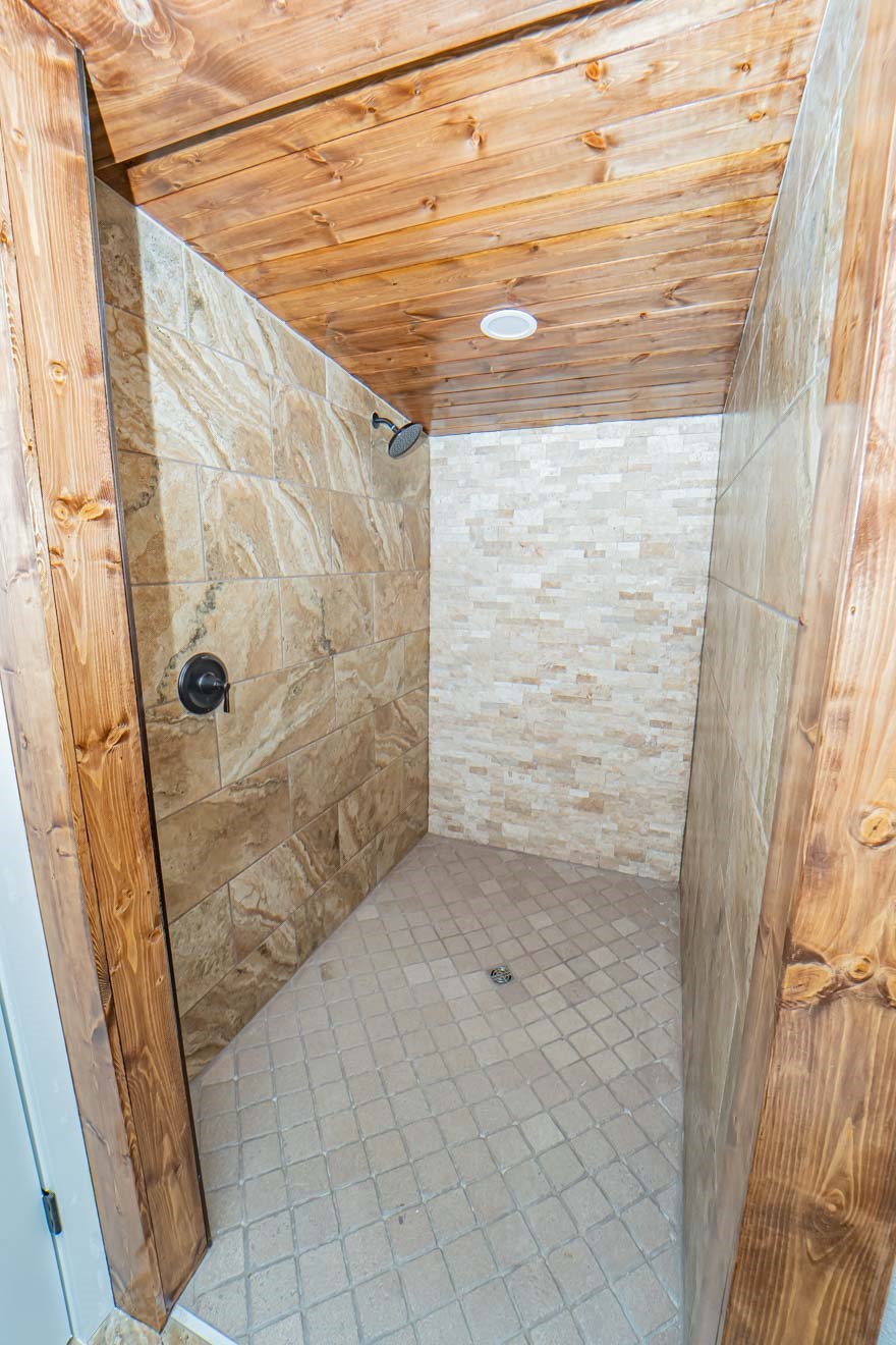 905 W Fifth Street Breckenridge TX 76424