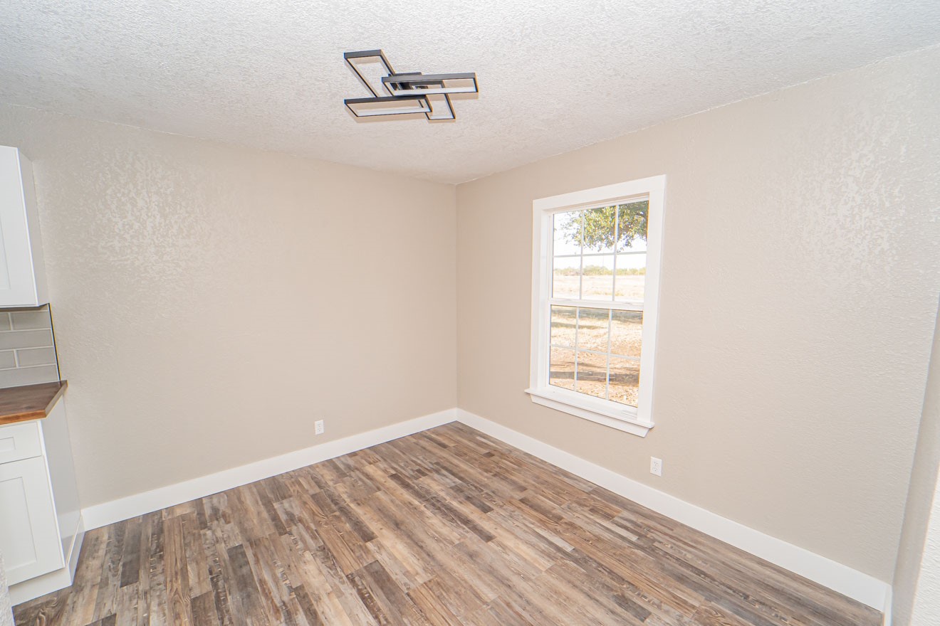 905 W Fifth Street Breckenridge TX 76424