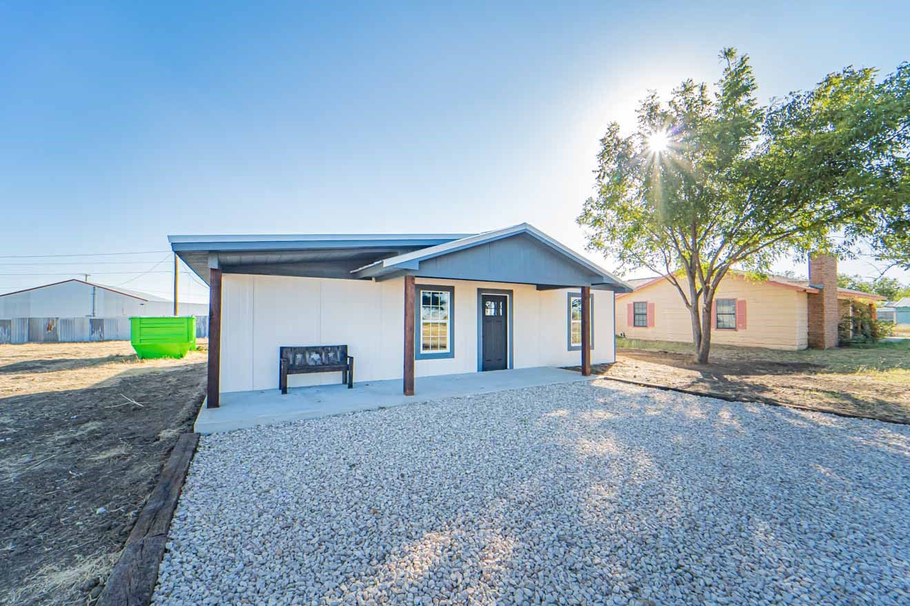 905 W Fifth Street Breckenridge TX 76424