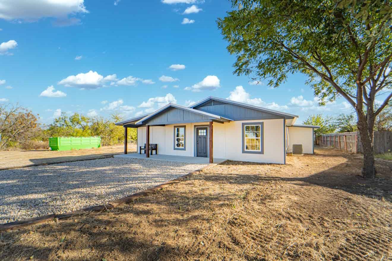 905 W Fifth Street Breckenridge TX 76424
