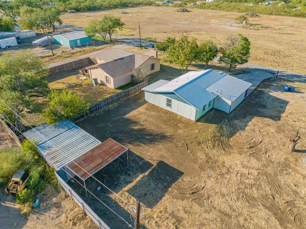 905 W Fifth Street Breckenridge TX 76424