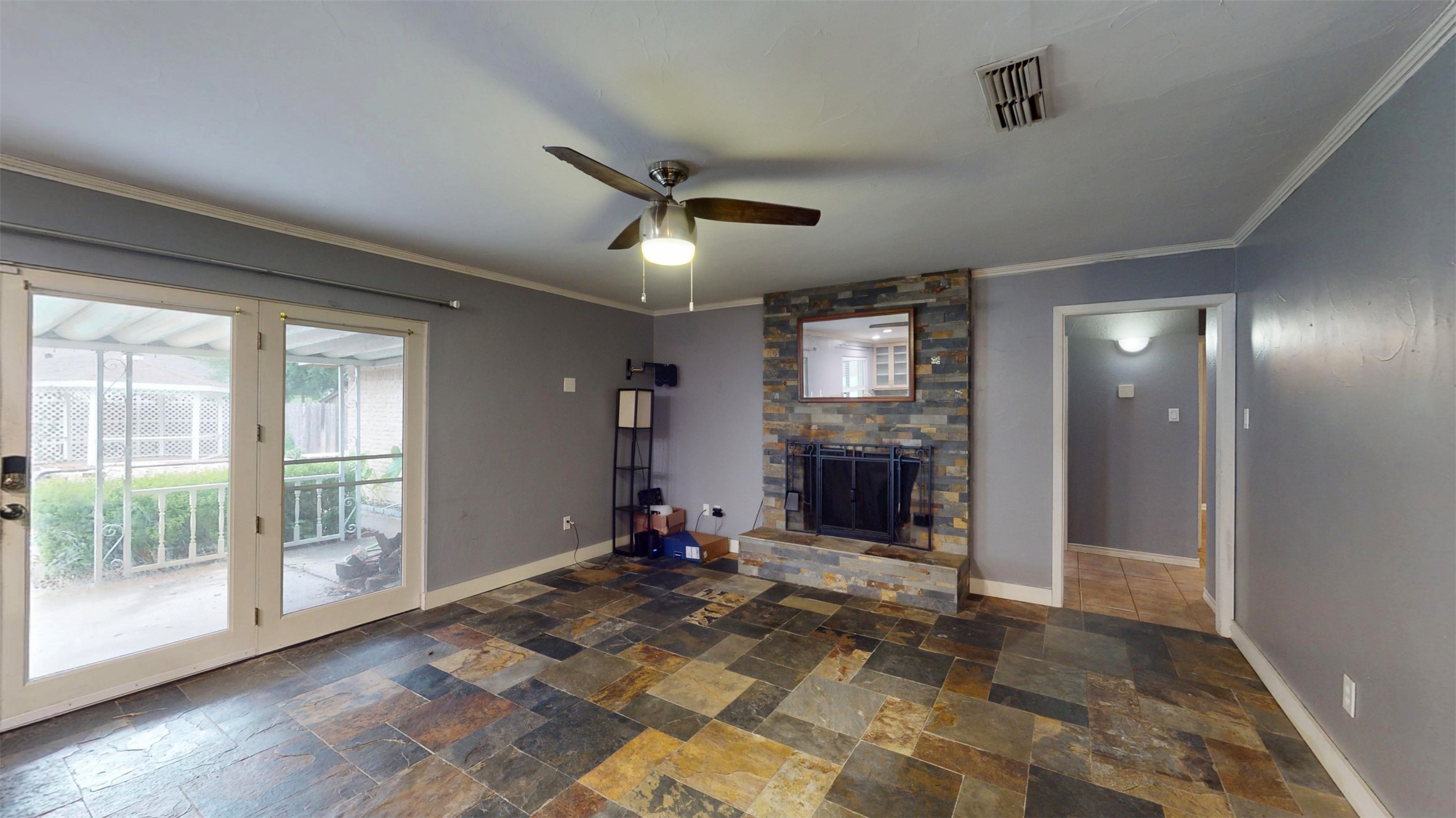 113 E Avenue C Waxahachie TX 75165