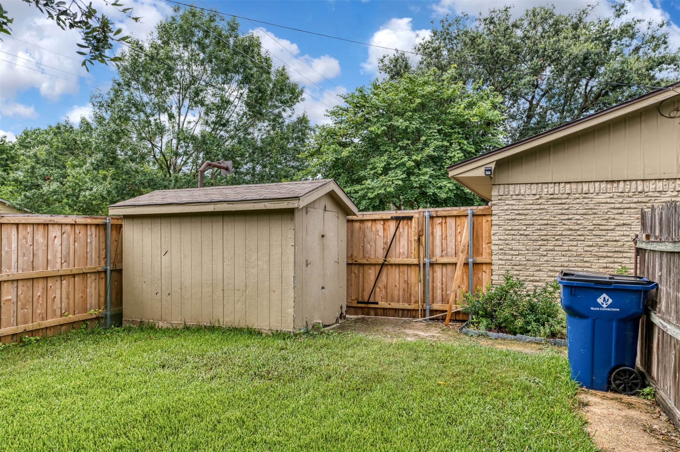 113 E Avenue C Waxahachie TX 75165