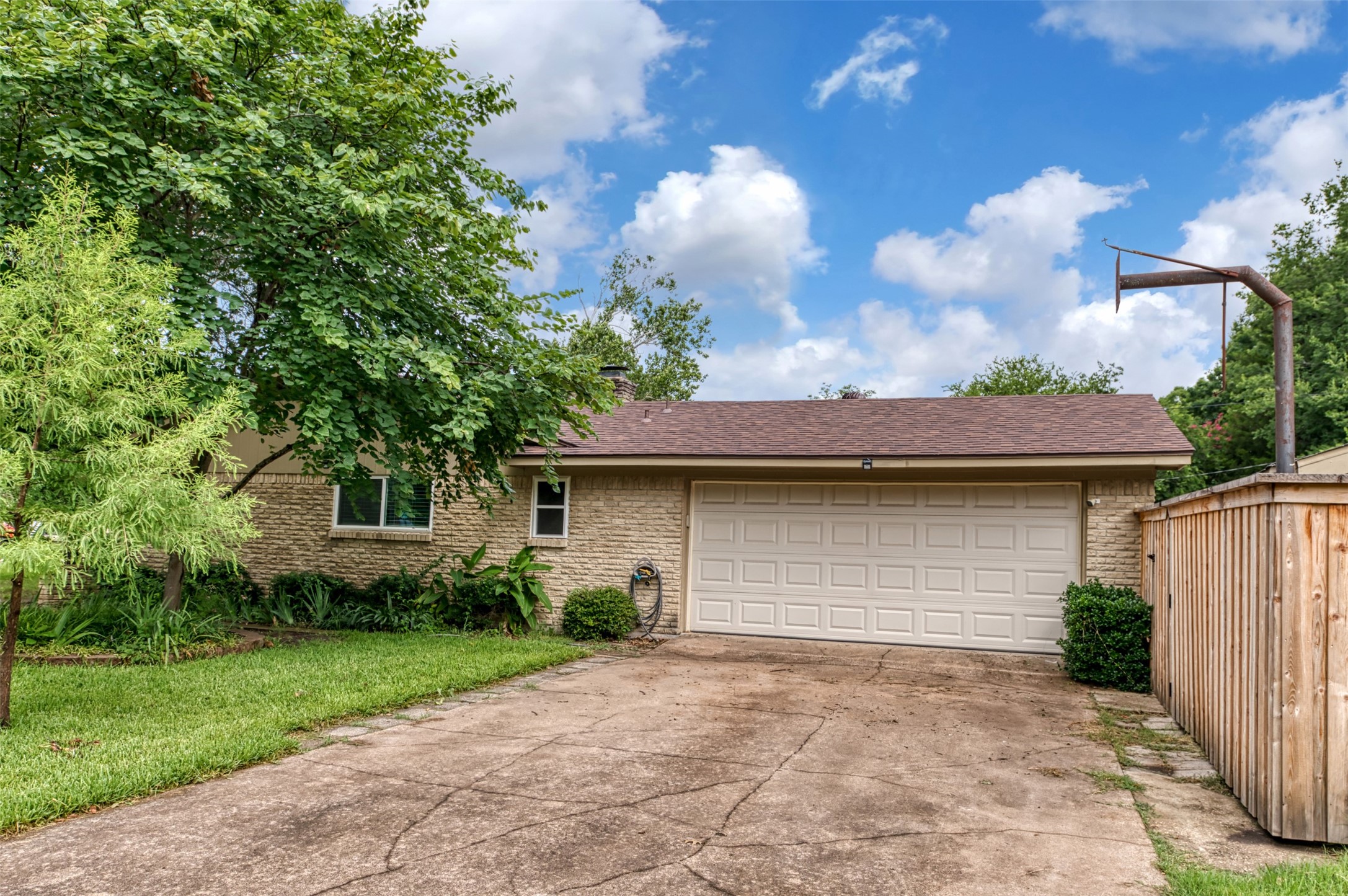 113 E Avenue C Waxahachie TX 75165