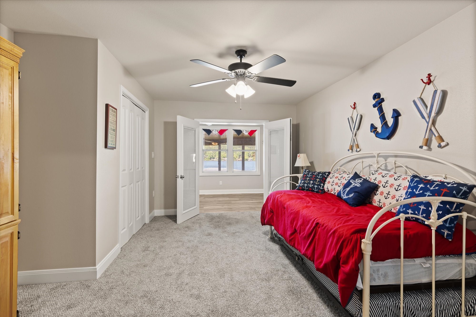 2118 W Lake Drive Gladewater TX 75647
