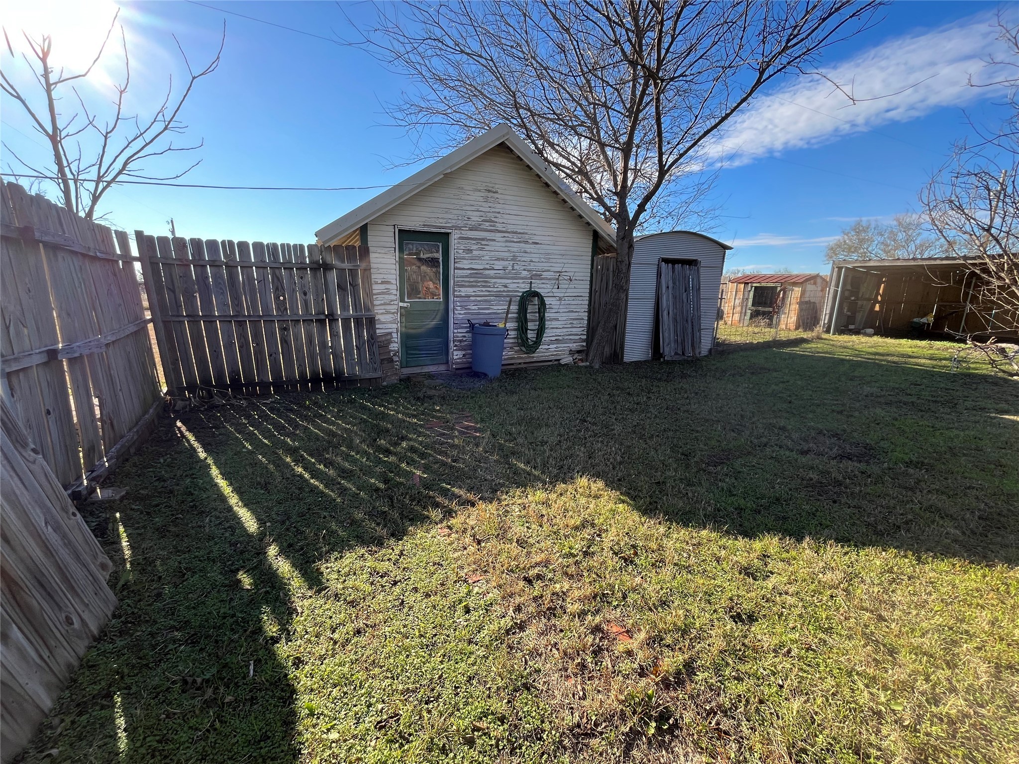 210 Colorado W Millsap TX 76066