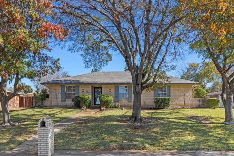 416 Newcastle Drive Desoto TX 75115