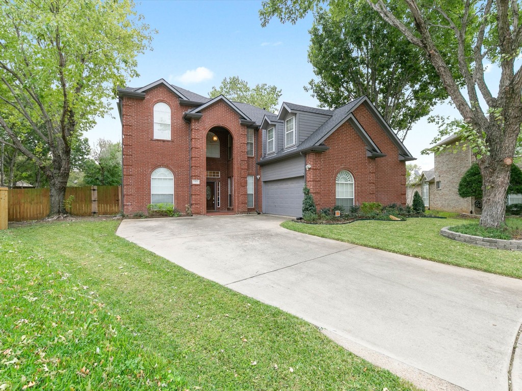 1901 Pavia Court Arlington TX 76006