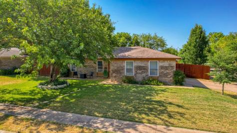 1221 Lee Ann Street Crowley TX 76036