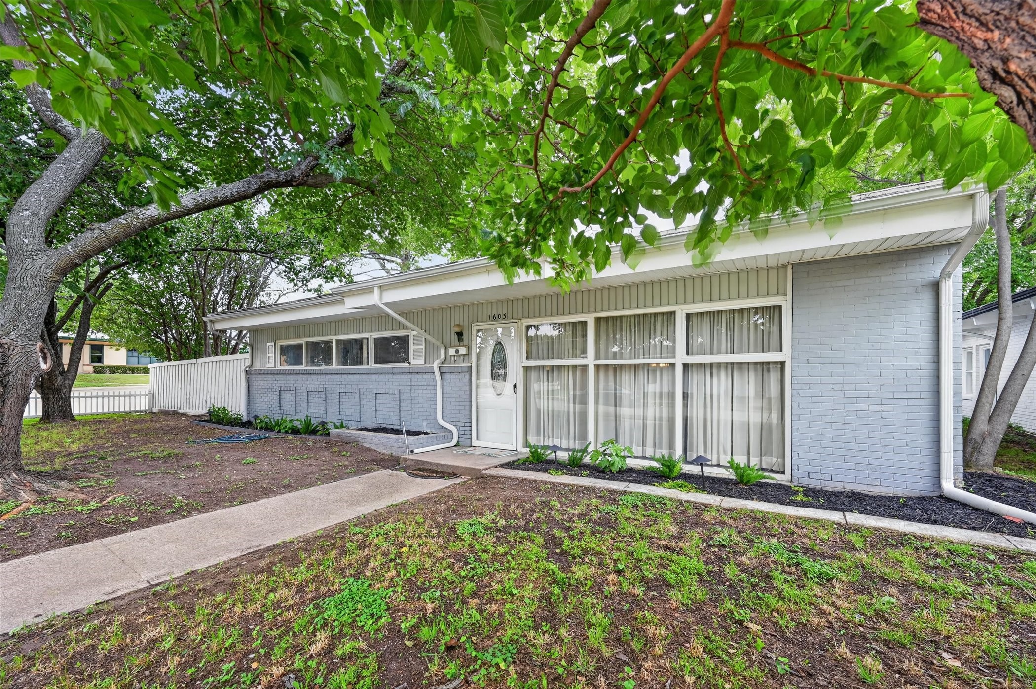 1603 William Brewster Street Irving TX 75061