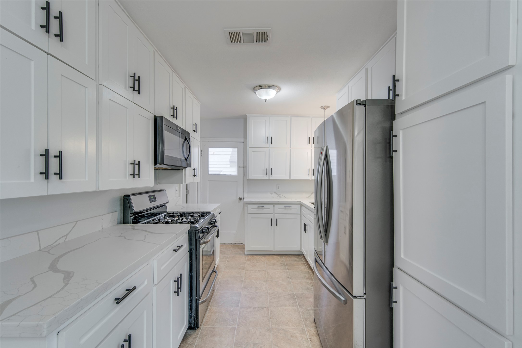 1033 E Elm Street Hillsboro TX 76645