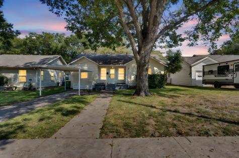 1033 E Elm Street Hillsboro TX 76645