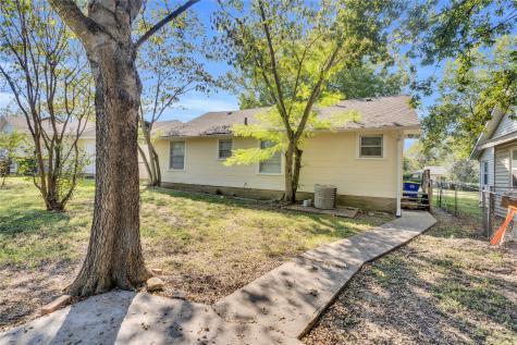 1033 E Elm Street Hillsboro TX 76645
