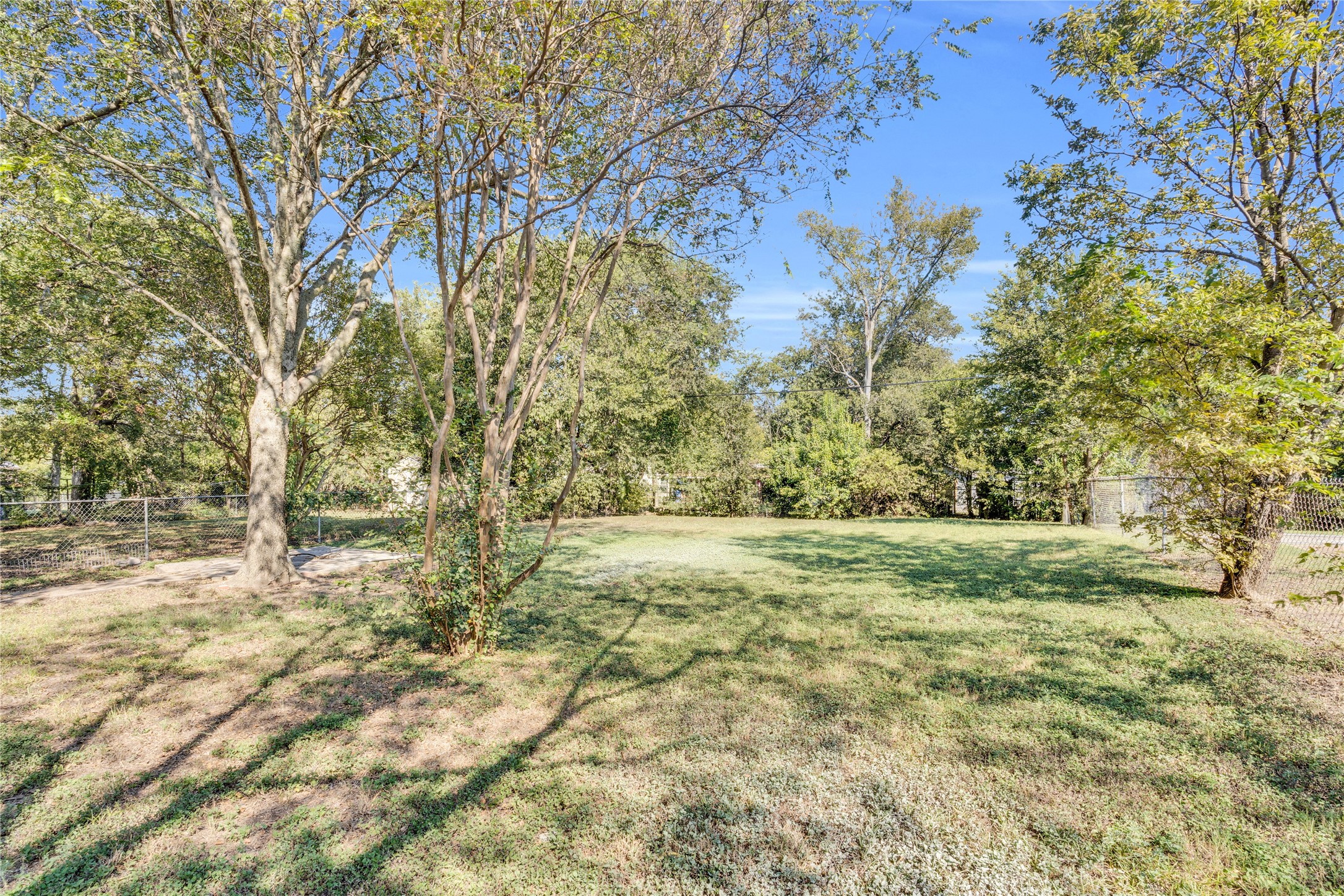 1033 E Elm Street Hillsboro TX 76645