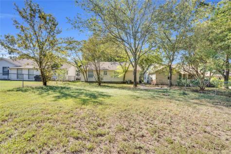 1033 E Elm Street Hillsboro TX 76645