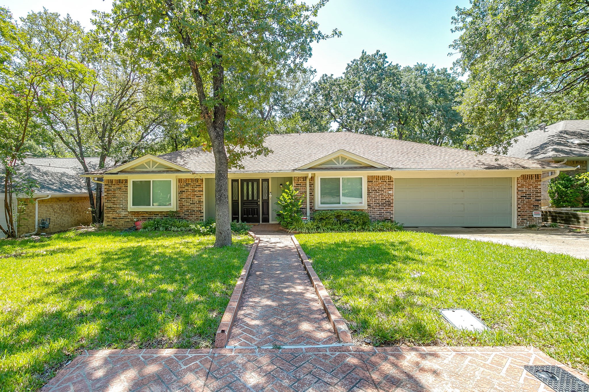 5704 Firewood Drive Arlington TX 76016