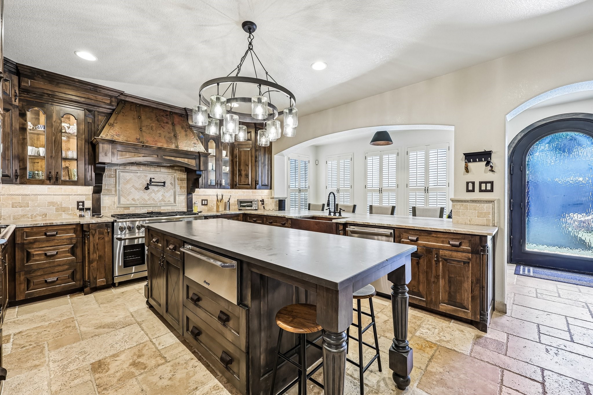 221 N Lucas Drive Grapevine TX 76051