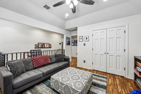 221 N Lucas Drive Grapevine TX 76051