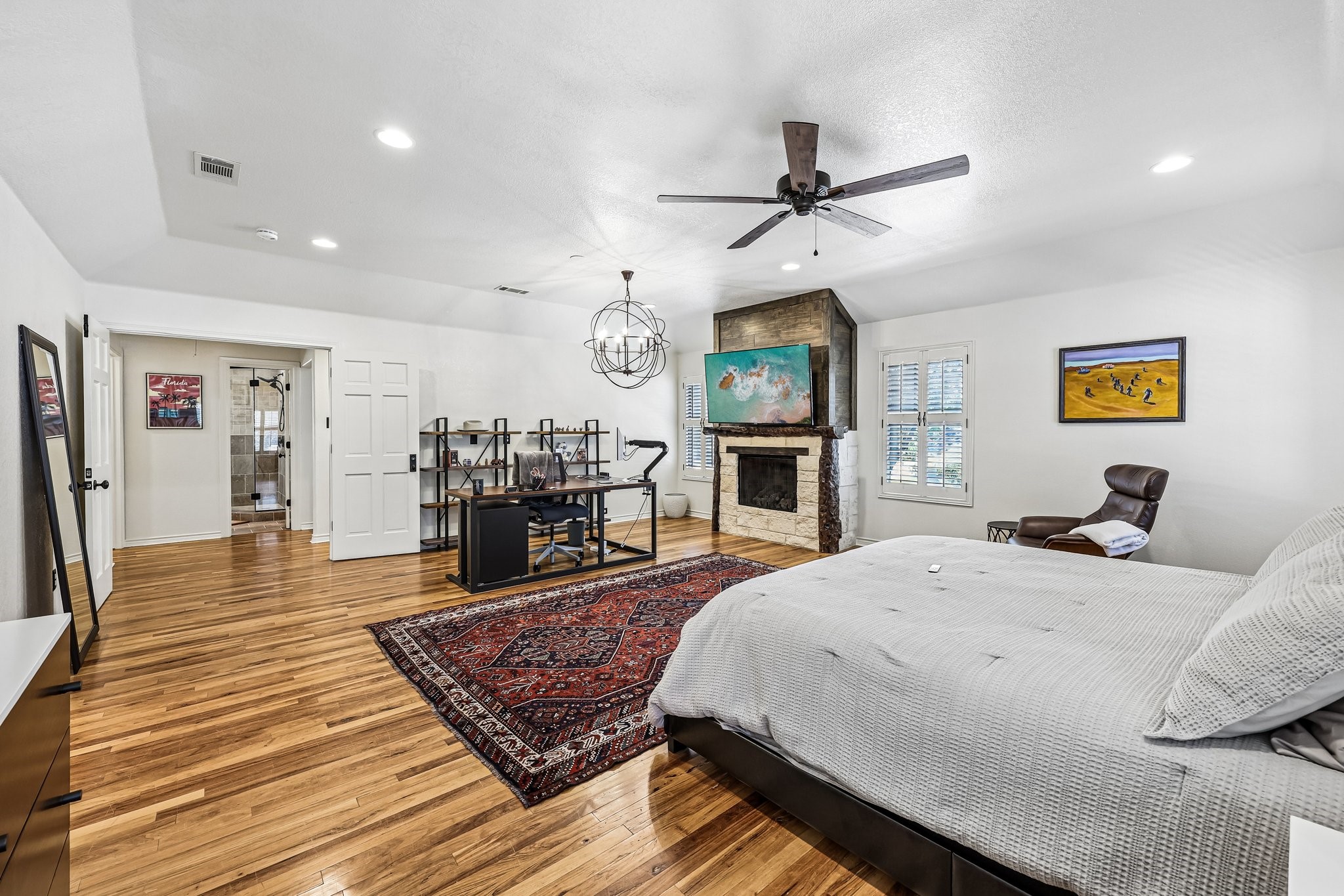 221 N Lucas Drive Grapevine TX 76051