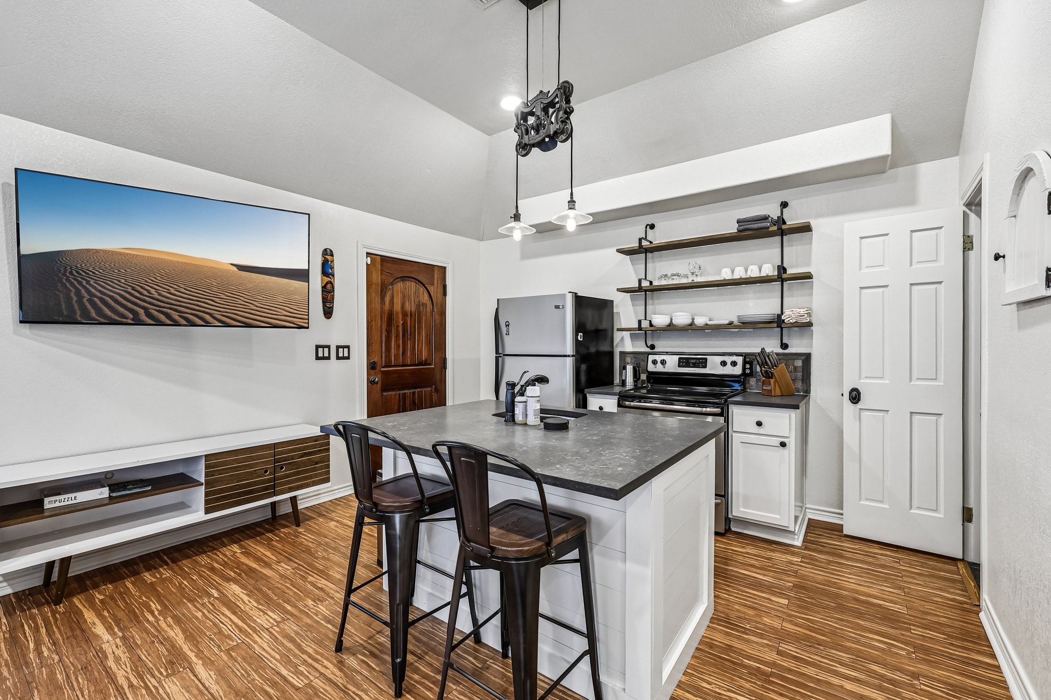 221 N Lucas Drive Grapevine TX 76051
