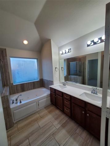 1940 Ridgecrest Drive Royse City TX 75189