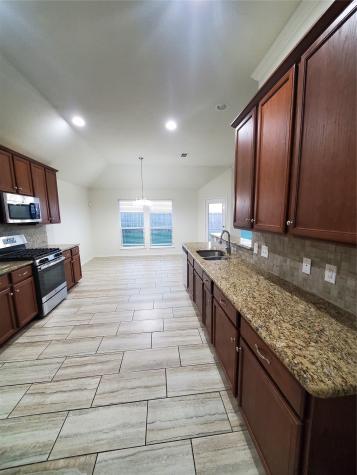 1940 Ridgecrest Drive Royse City TX 75189
