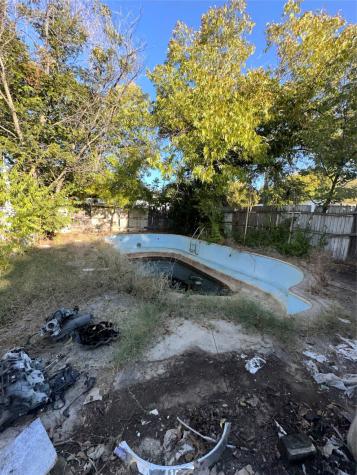 2207 NW 25th Street Fort Worth TX 76164